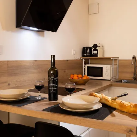 Apartmán Beautiful Renovated Modern *